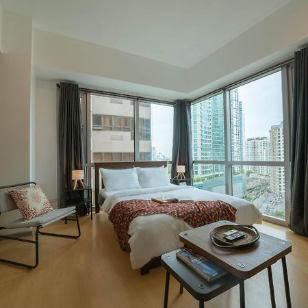 Prime Avant Bgc Location Apartments By Ph Staycation Manila Eksteriør billede