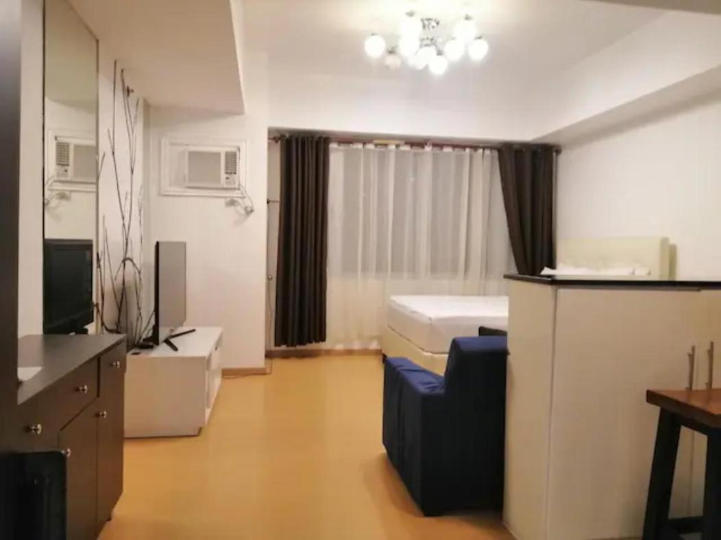 Prime Avant Bgc Location Apartments By Ph Staycation Manila Eksteriør billede