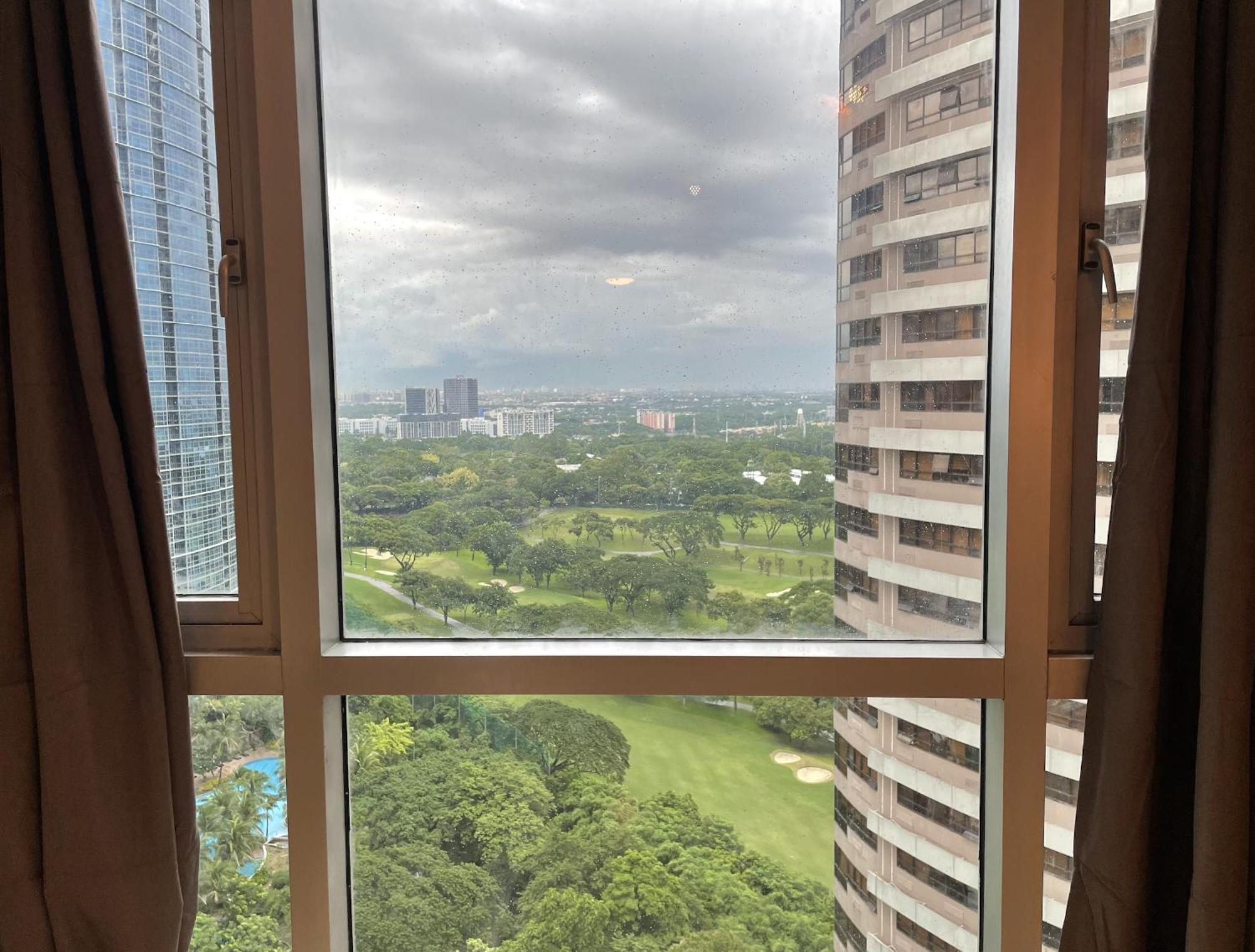 Prime Avant Bgc Location Apartments By Ph Staycation Manila Eksteriør billede