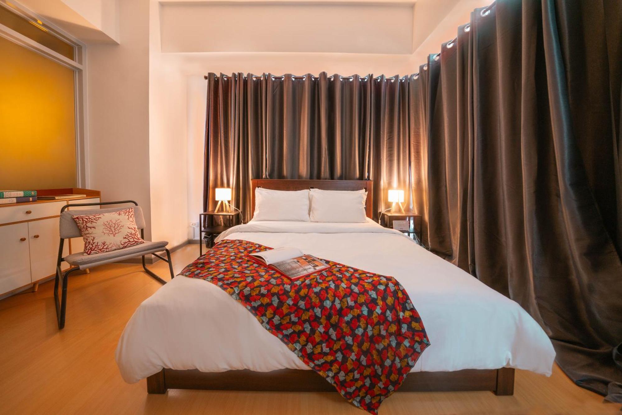 Prime Avant Bgc Location Apartments By Ph Staycation Manila Eksteriør billede
